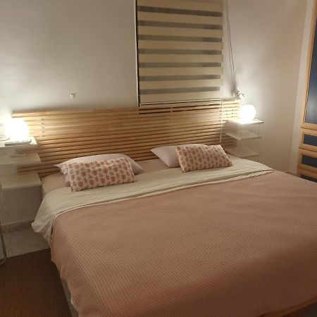 Belle Chambre Confortable Bed and Breakfast Netanya Exteriör bild
