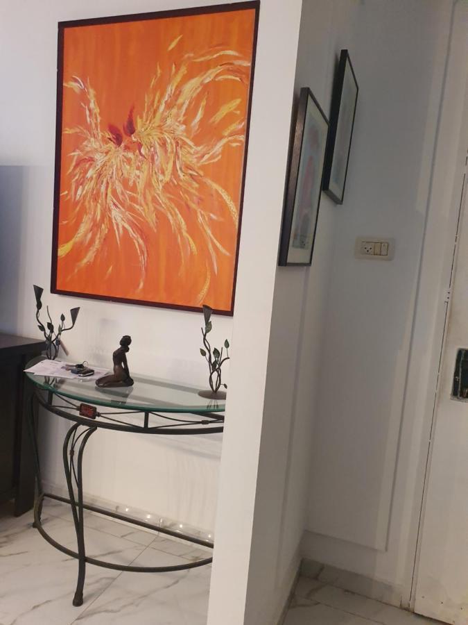 Belle Chambre Confortable Bed and Breakfast Netanya Exteriör bild